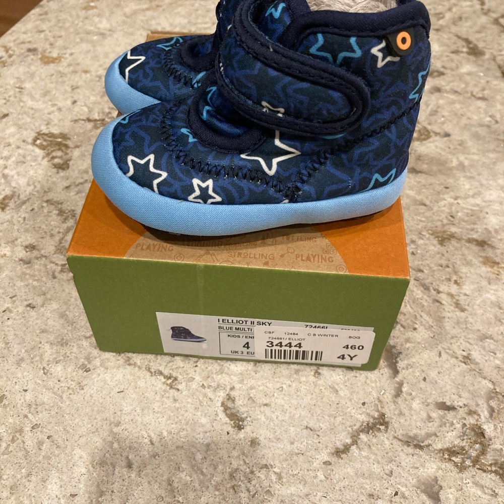 Baby winter booties